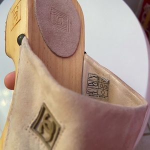 Chanel Mules/ Clogs beige size 39